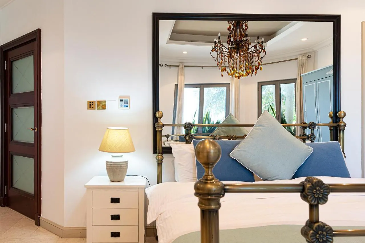 Palm Jumeirah Beachfront Private Pool Villa 5 Bedroom & 1 Maids Room With Access To Beach Dubai 0*,
